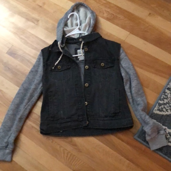 Jackets & Blazers - Jacket